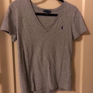 Basic V-Neck Tee